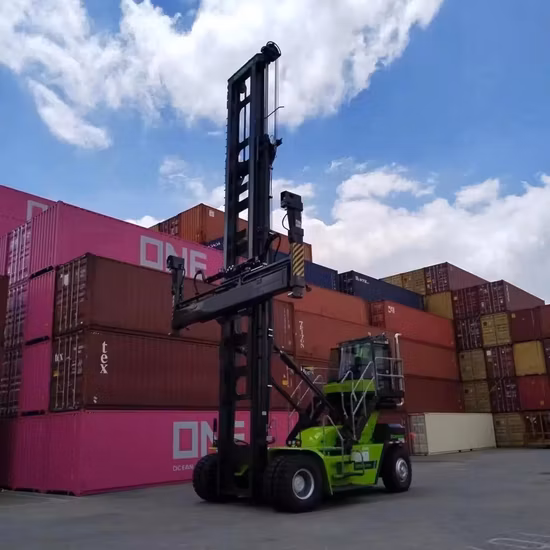 Macchinari portuali per movimentazione container vuoti da 9 tonnellate Zch90K7 Zch90K8 con 7/8 strati di impilamento