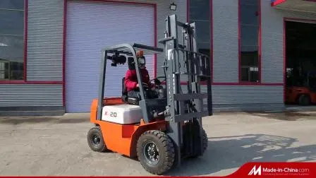 Carrello elevatore a gas Omft da 2 tonnellate, nuovo, cinese, con pneumatici a cuscino, GPL, propano e pinza